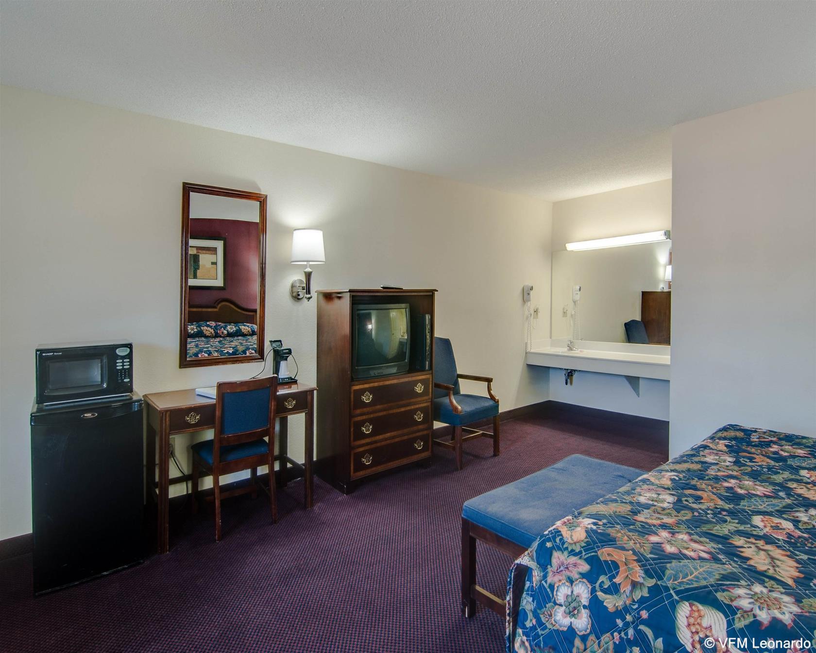 Econo Glade Springs I-81 Lodge Glade Spring