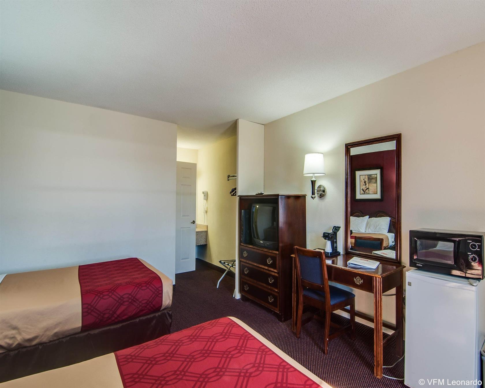 Lodge Econo Glade Springs I-81